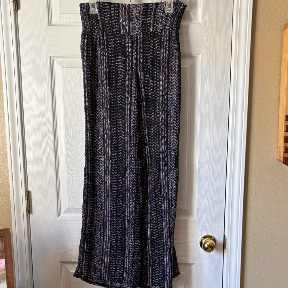 C. Wonder Black and Pink Patterned Fabric Flowy Lightweight Pants Small